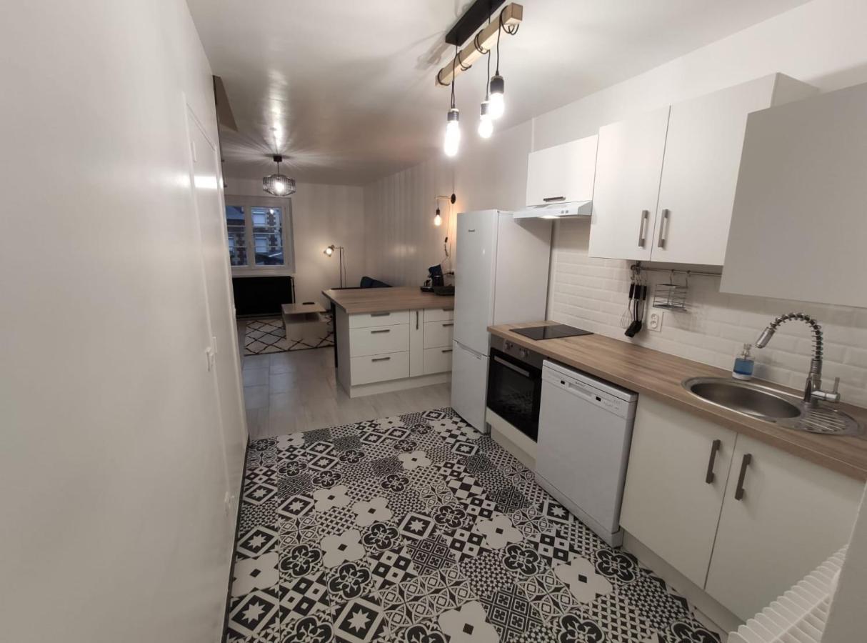Superbe Duplex En Plein Coeur De Crepy-En-Valois Apartment Exterior foto